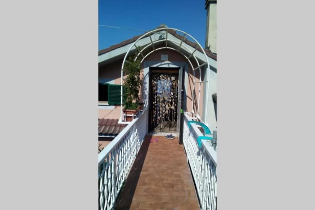 Villa Mansarda A Noli 0*,  Italia